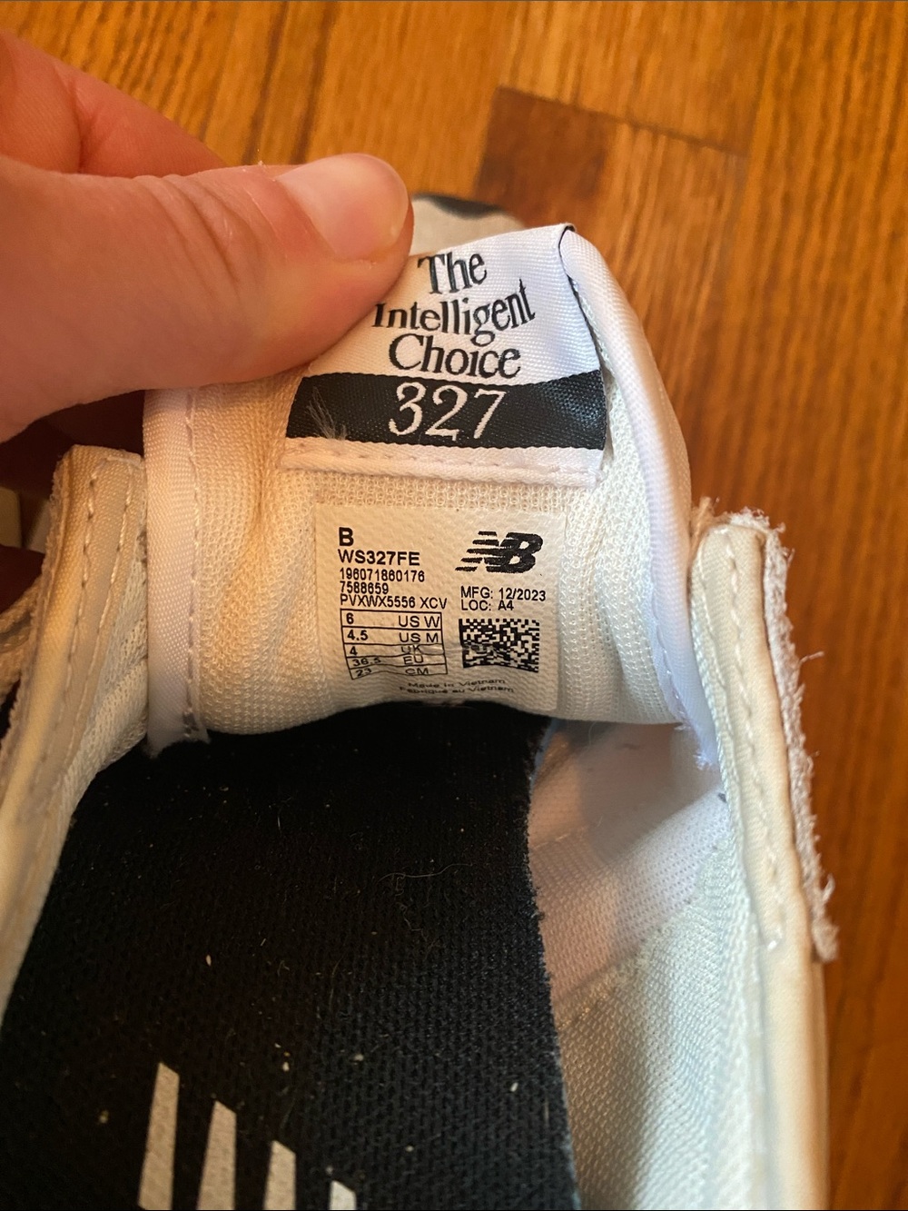 New balance 327 Womens Sneaker - Picture 6 of 7